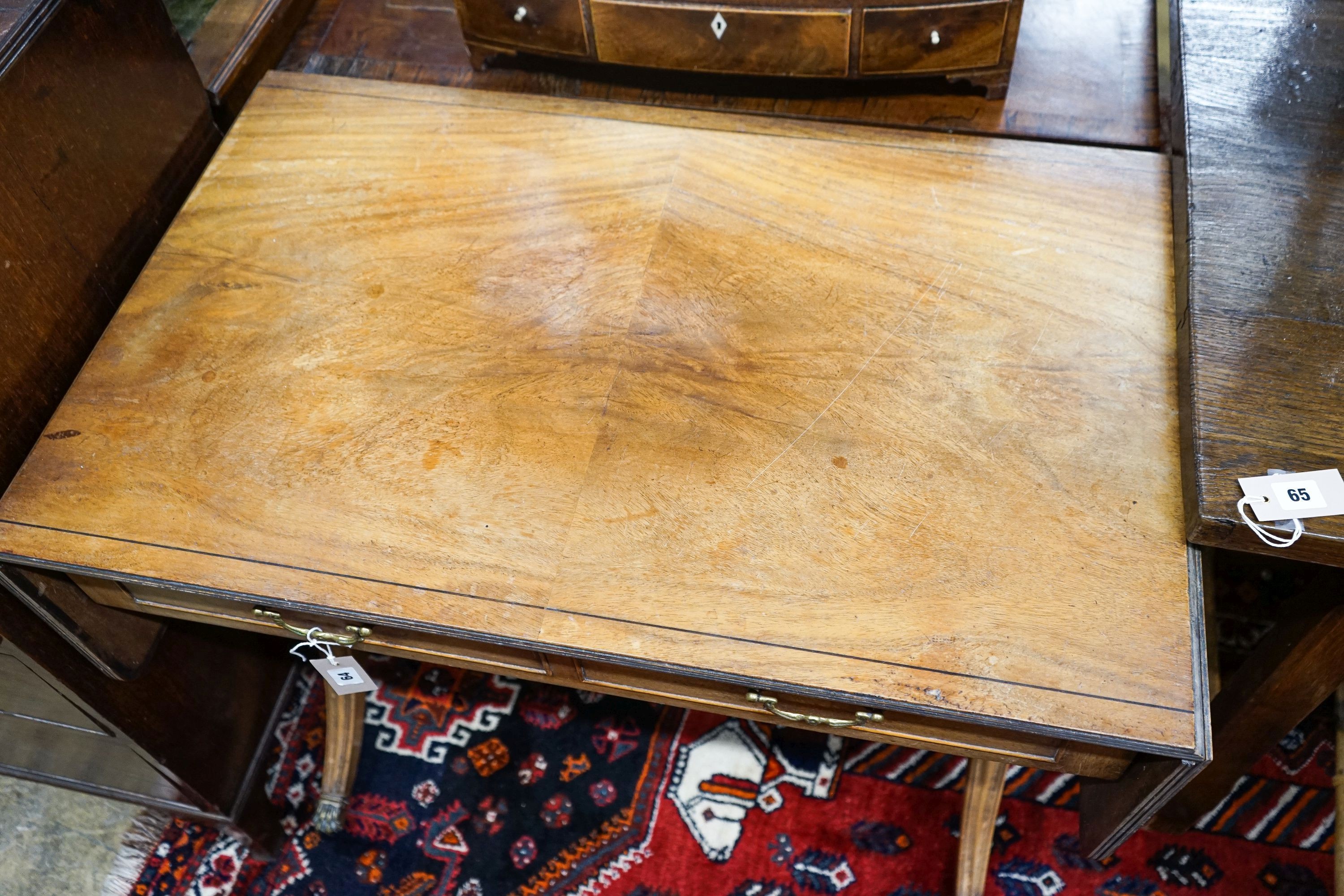A reproduction inlaid mahogany sofa table, width 88cm, depth 55cm, height 74cm